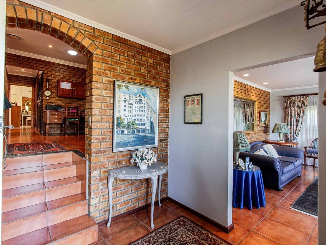 House in Firgrove Rural, Helderberg, Cape Town 4 - 19109819