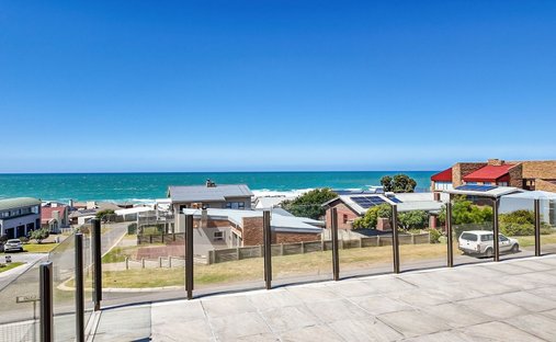 Haus in Still Bay West, Westkap, Südafrika 1