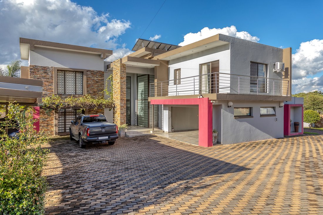 House in Rant-En-Dal, Krugersdorp, Gauteng 2 - 19110216