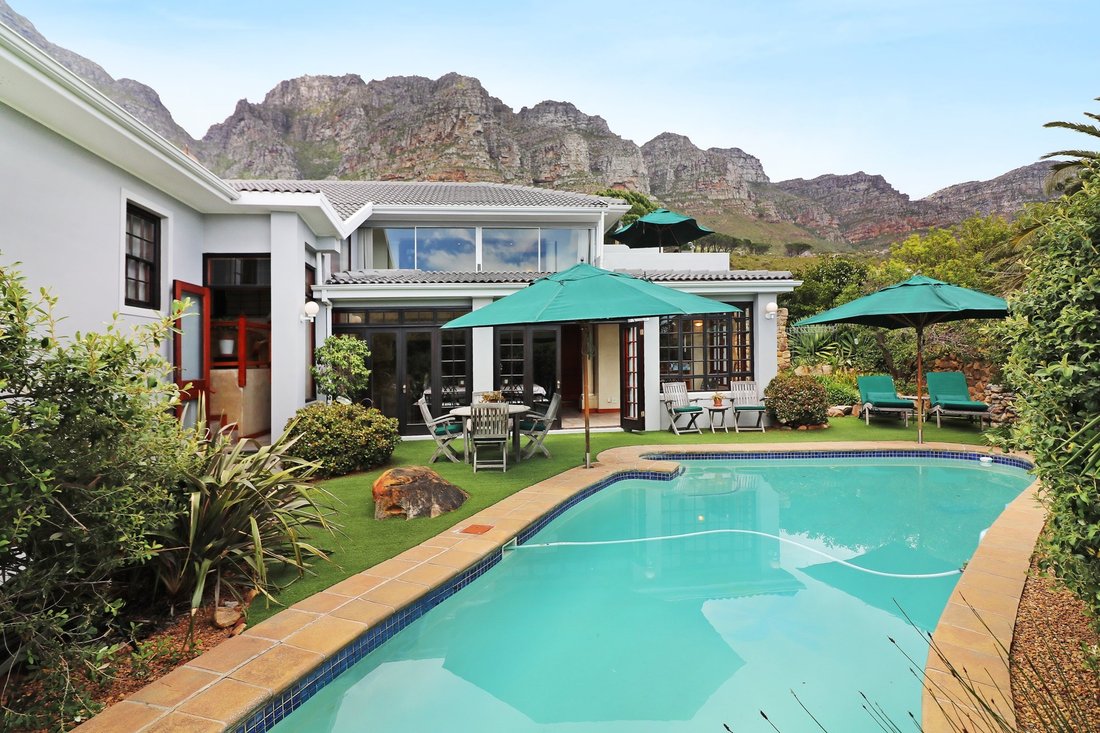 House in City Centre, City Bowl, Cape Town 1 - 19109747
