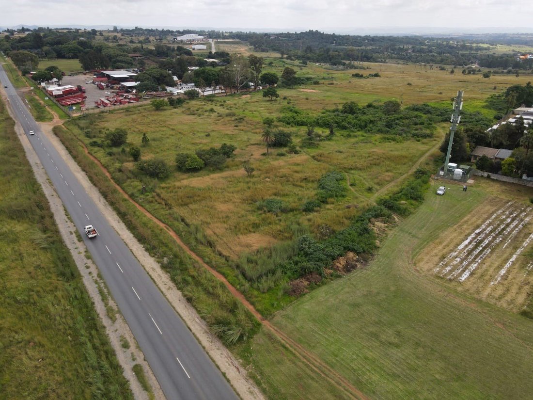 Terrain à Municipalité locale de Mogale City, Gauteng, Afrique du Sud 2 - 19110063