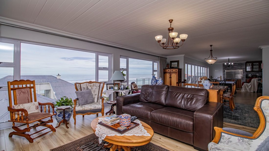 House in Outeniqua Strand, Western Cape, South Africa 3 - 19109950