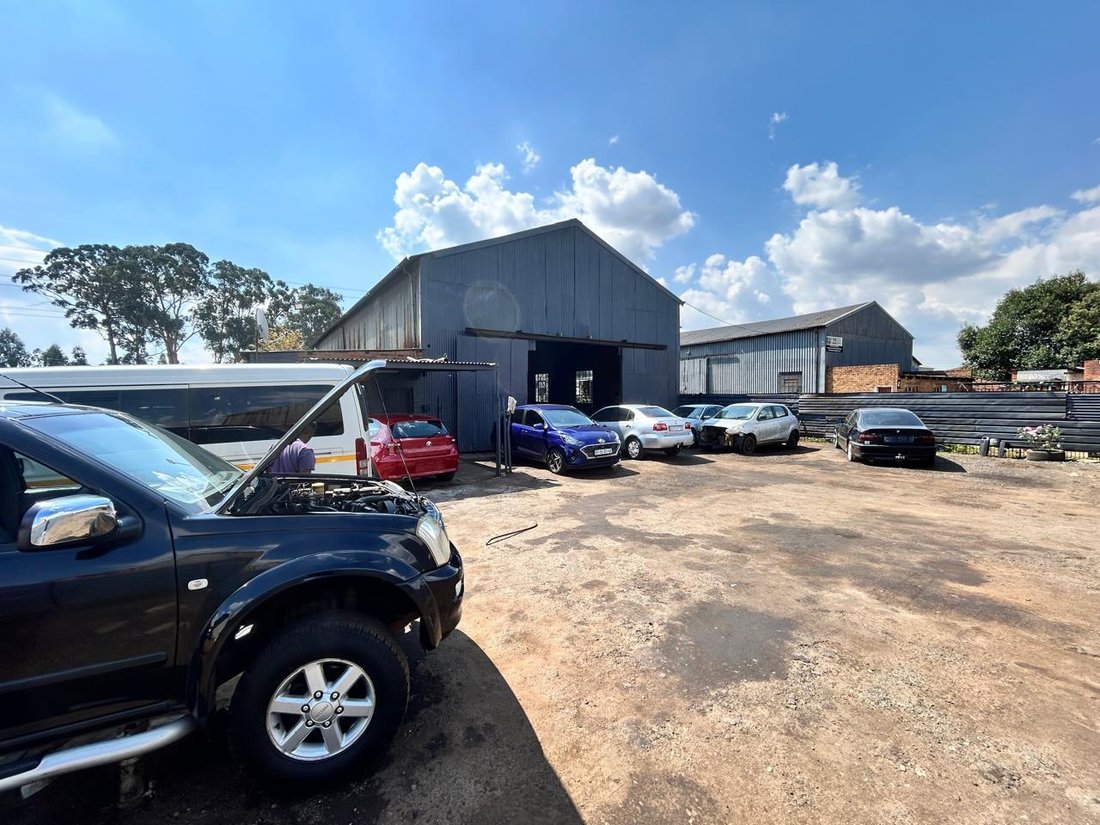 Altro a Springs, Gauteng, Sudafrica 4 - 19110021