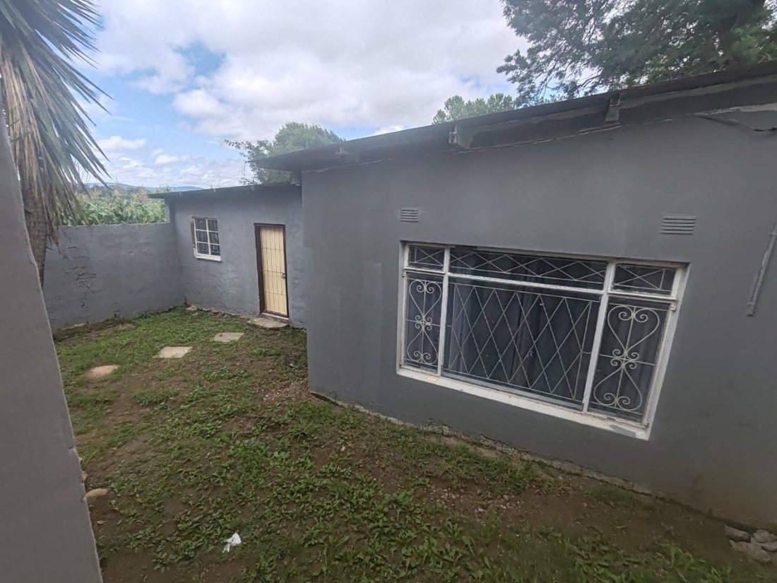 Andere in Umtata Central, Mthatha, Südafrika 4 - 19110032