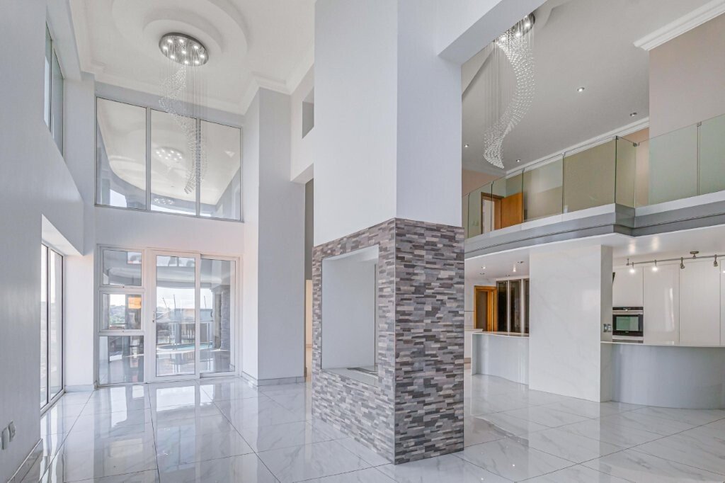 House in Johannesburg, Gauteng, South Africa 2 - 19109619