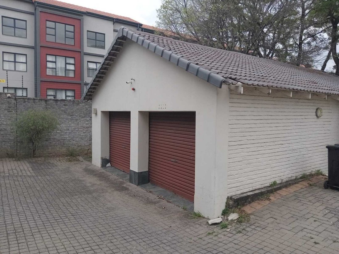 Alexandra, Gauteng, South Africa 3 - 19109647