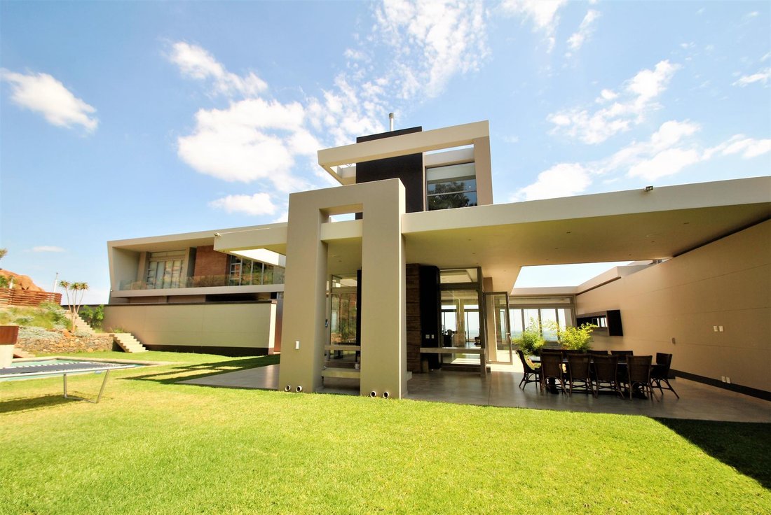 House in Johannesburg, Gauteng, South Africa 2 - 19109864
