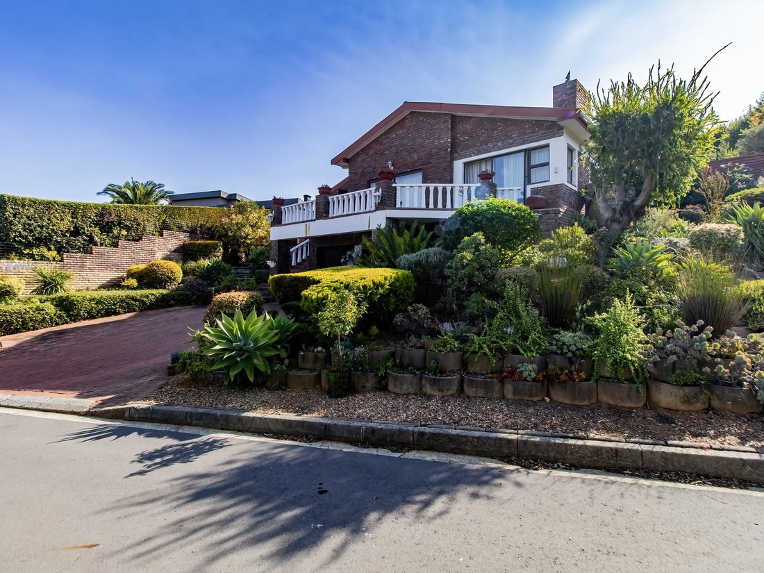 House in Firgrove Rural, Helderberg, Cape Town 3 - 19109819