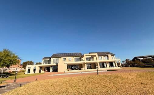 Casa en Halfway House Estate, Gauteng, Sudáfrica 1