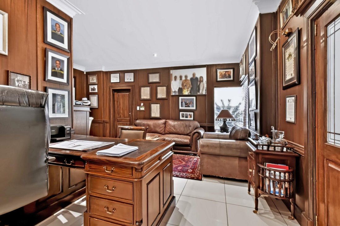 House in Johannesburg, Gauteng, South Africa 5 - 19110009