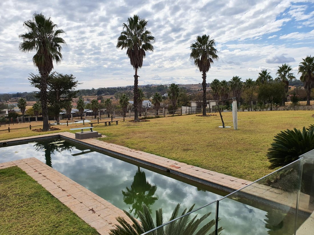 House in Bromhof, Gauteng, South Africa 5 - 19109805