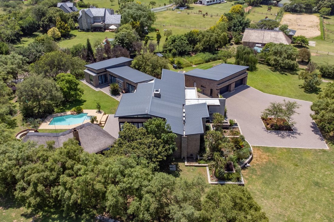 Haus in Halfway House Estate, Gauteng, Südafrika 1 - 19109776
