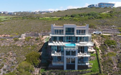 House in Pinnacle Point, Western Cape, South Africa 1
