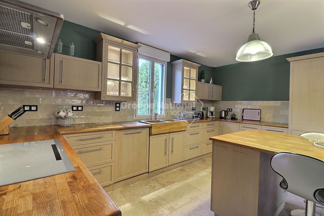 Casa en Saint-Remy-de-Provence, Provenza-Alpes-Costa Azul, Francia 5 - 17140275
