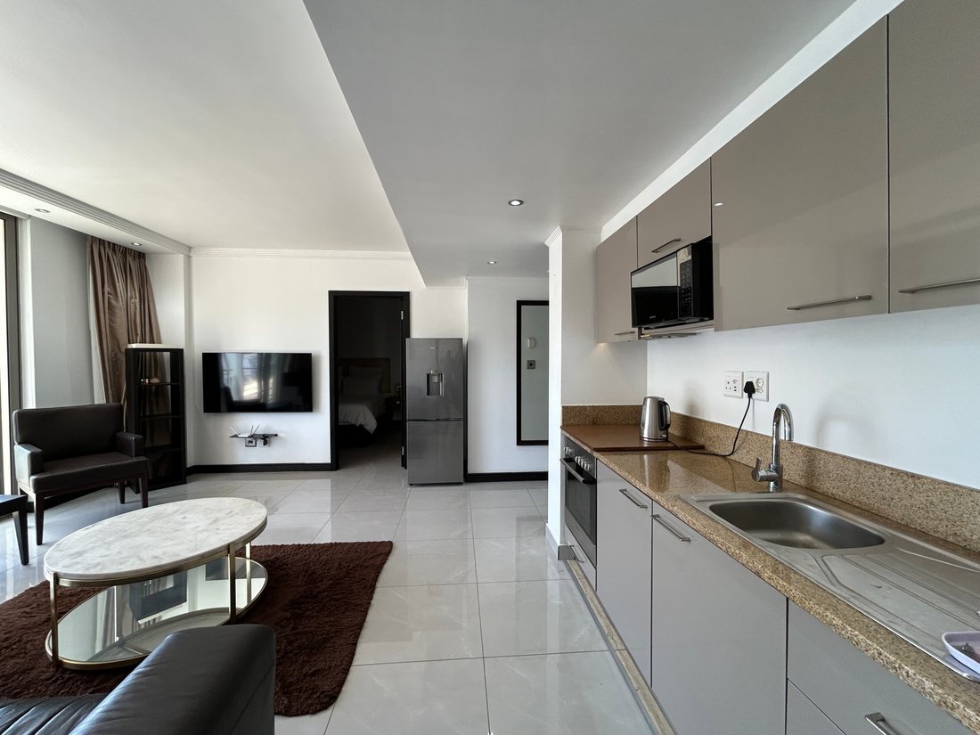 Apartment in City Centre, City Bowl, Cape Town 3 - 19116843