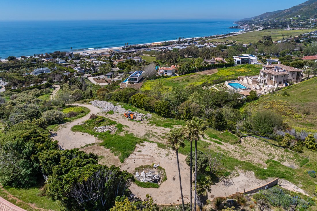 Land in Malibu, California, United States 4 - 19111389
