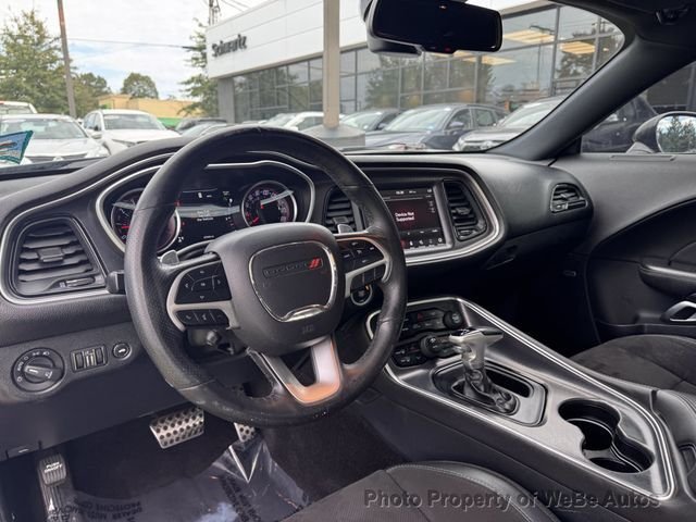 Dodge Challenger in Calverton, NY, United States 5 - 19115111