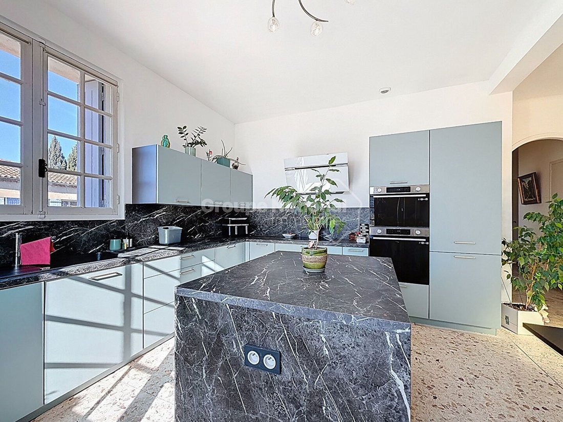 Maison à Noves, Provence-Alpes-Côte d'Azur, France 2 - 17255144