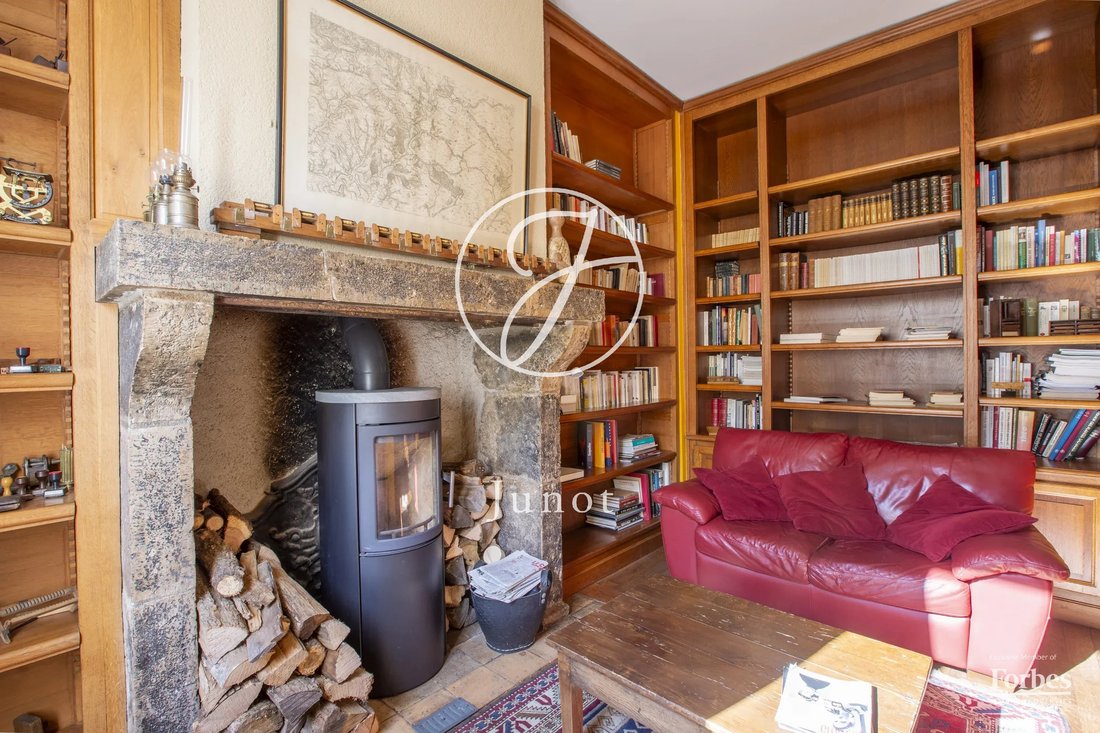 Estate in Gerard Yvon, Vendôme, France 5 - 19102380