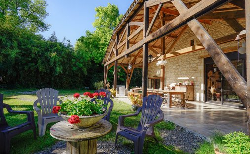 Maison à Montcuq-en-Quercy-Blanc, Occitanie, France 1