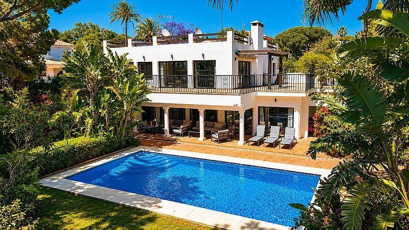 Villa in Elviria-Cabopino, Marbella, Spanien 3 - 19110485
