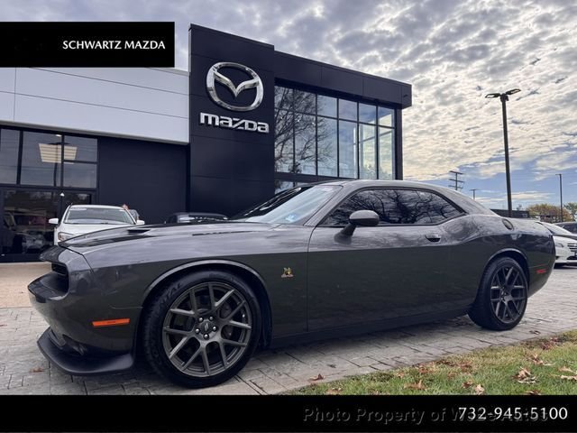 Dodge Challenger in Calverton, NY, United States 1 - 19115111