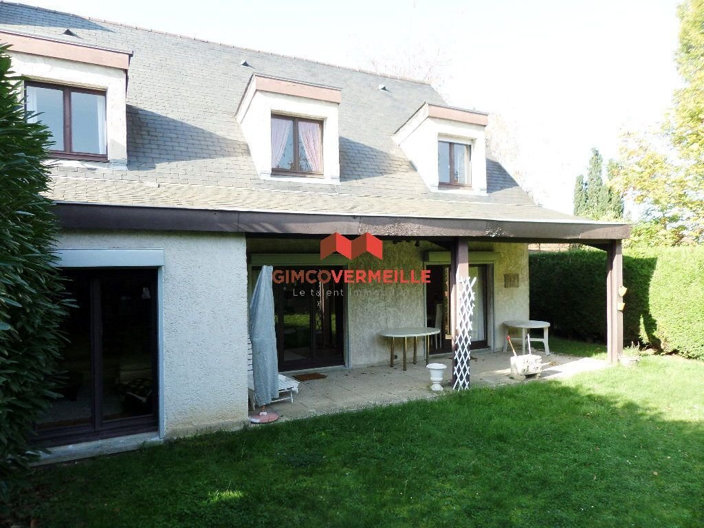 Casa en Gressets-Centre-Garenne-Bechevet, La Celle-Saint-Cloud, Francia 1 - 17146713