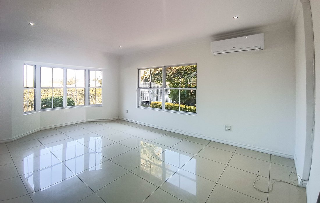 Townhouse en Mount Edgecombe Country Estate 1, KwaZulu-Natal, Sudáfrica 4 - 19116724