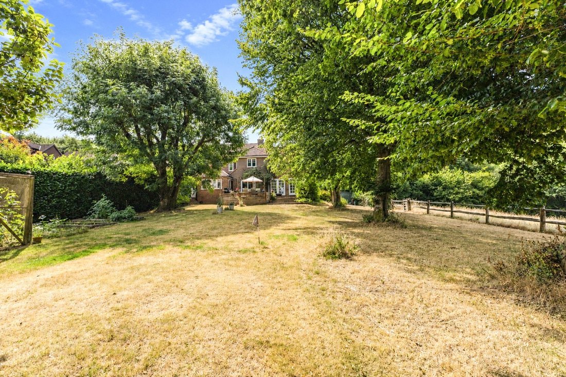 Casa en Churt, Inglaterra 3 - 19111554