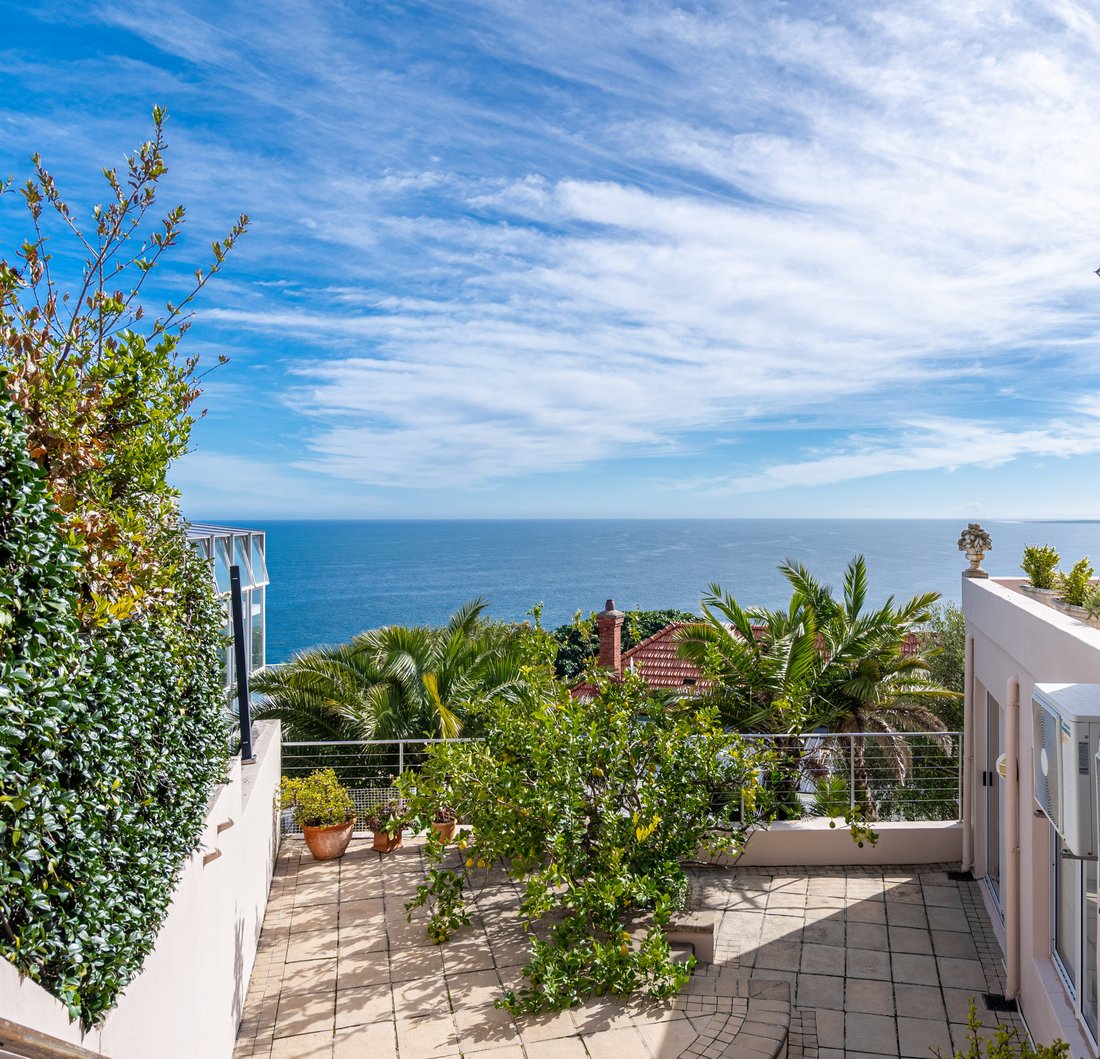 Apartment in Bantry Bay, Atlantic Seaboard, Cape Town 2 - 19116612