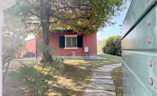 Villa à Bogogno, Piémont, Italie 1