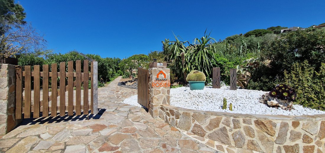 Estate in Hyeres, Provence-Alpes-Côte d'Azur, France 2 - 16473832