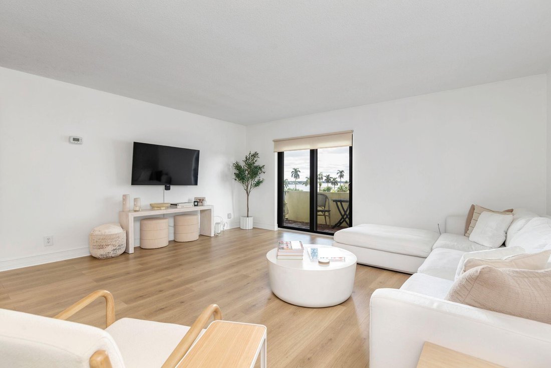 Condominio a West Palm Beach, Florida, Stati Uniti 3 - 19114707