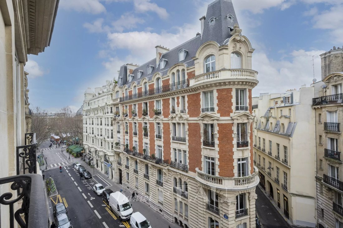 Apartment in Sorbonne, Paris 5e Arrondissement, Paris 2 - 19111177