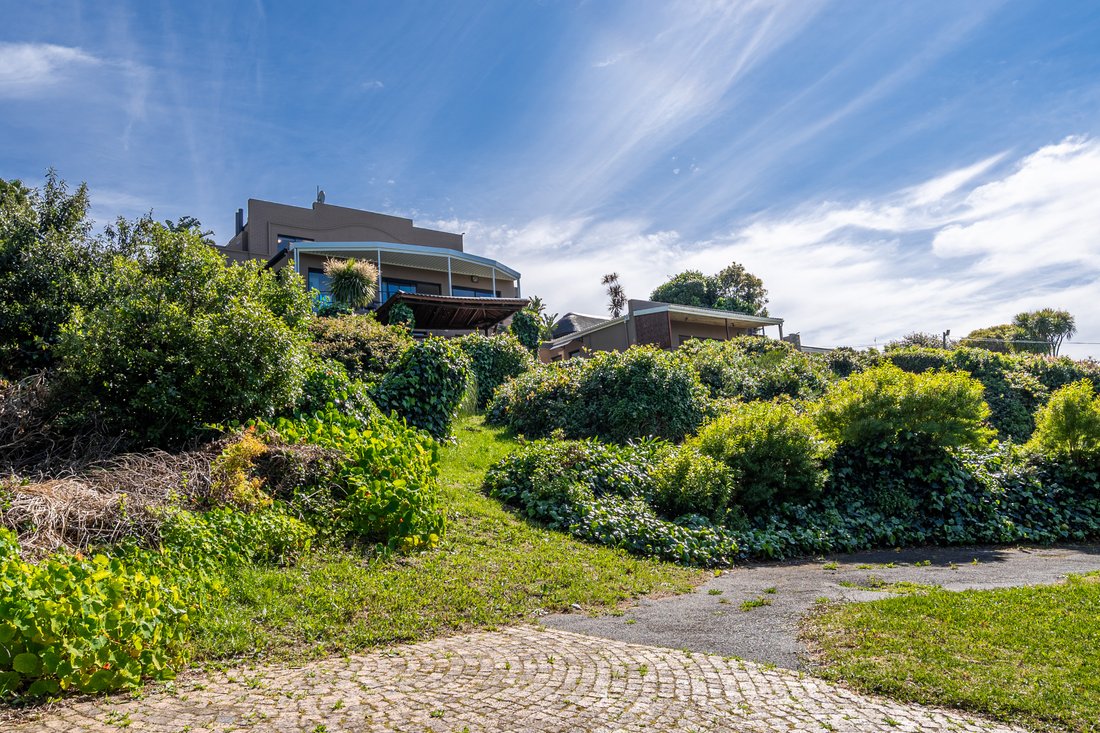 Apartment in Constantia, Southern Suburbs, Cape Town 1 - 19116660