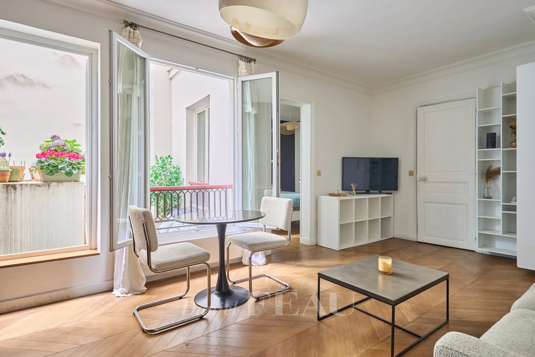 Apartment in Mouton Duvernet, Paris 14e Arrondissement, Paris 2 - 19104403