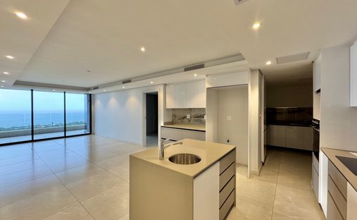 Apartment in Umhlanga Ridge, KwaZulu-Natal, South Africa 1