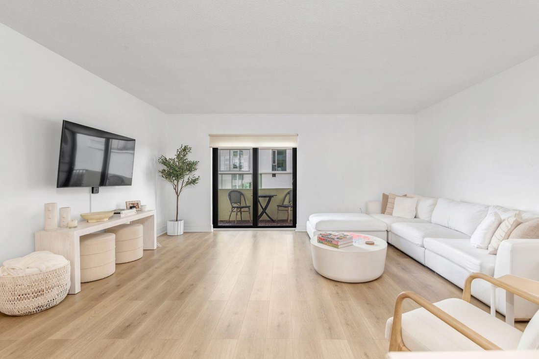 Condominio a West Palm Beach, Florida, Stati Uniti 1 - 19114707