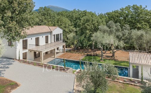 Maison à Châteauneuf-Grasse, Provence-Alpes-Côte d'Azur, France 1