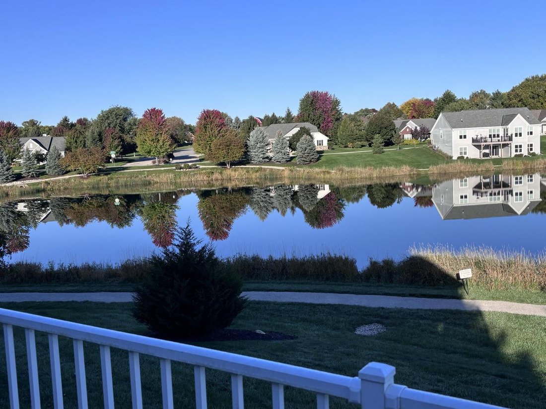 Condominio a Okauchee Lake, Wisconsin, Stati Uniti 1 - 19113317