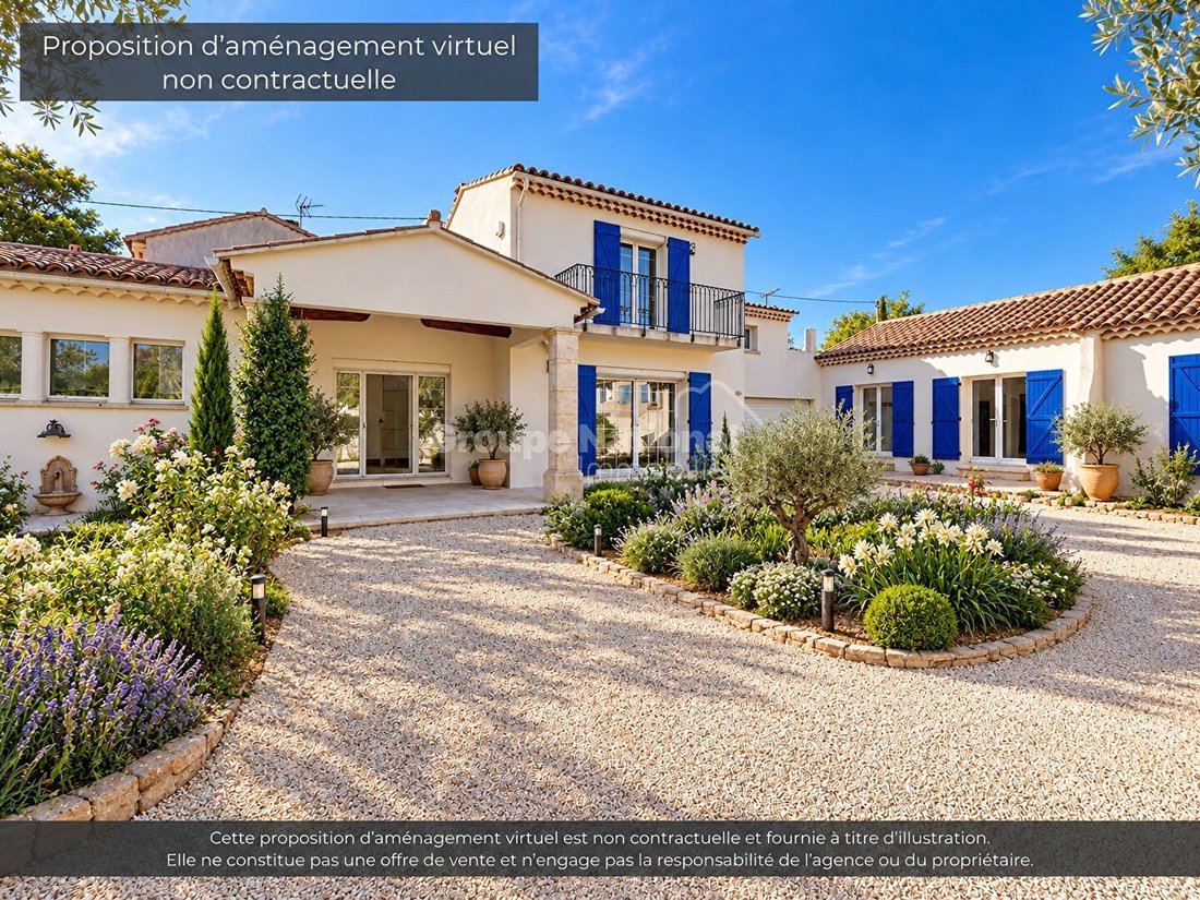 Casa en Saint-Remy-de-Provence, Provenza-Alpes-Costa Azul, Francia 1 - 19064324