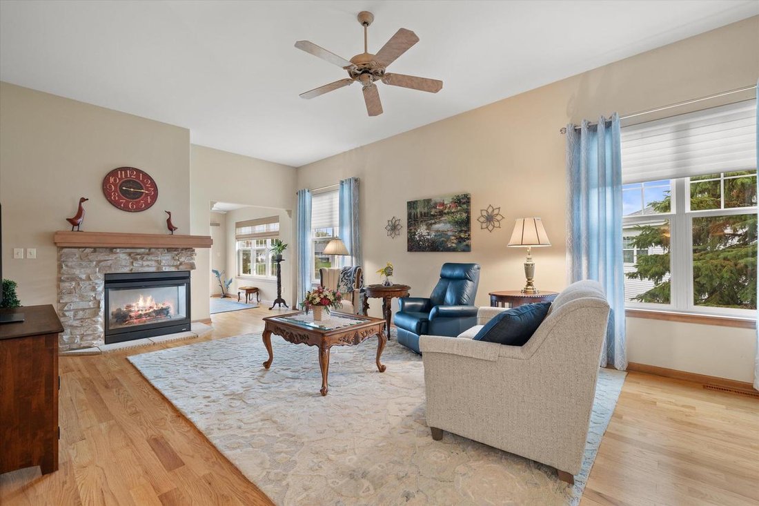 Condominio a Okauchee Lake, Wisconsin, Stati Uniti 3 - 19113317