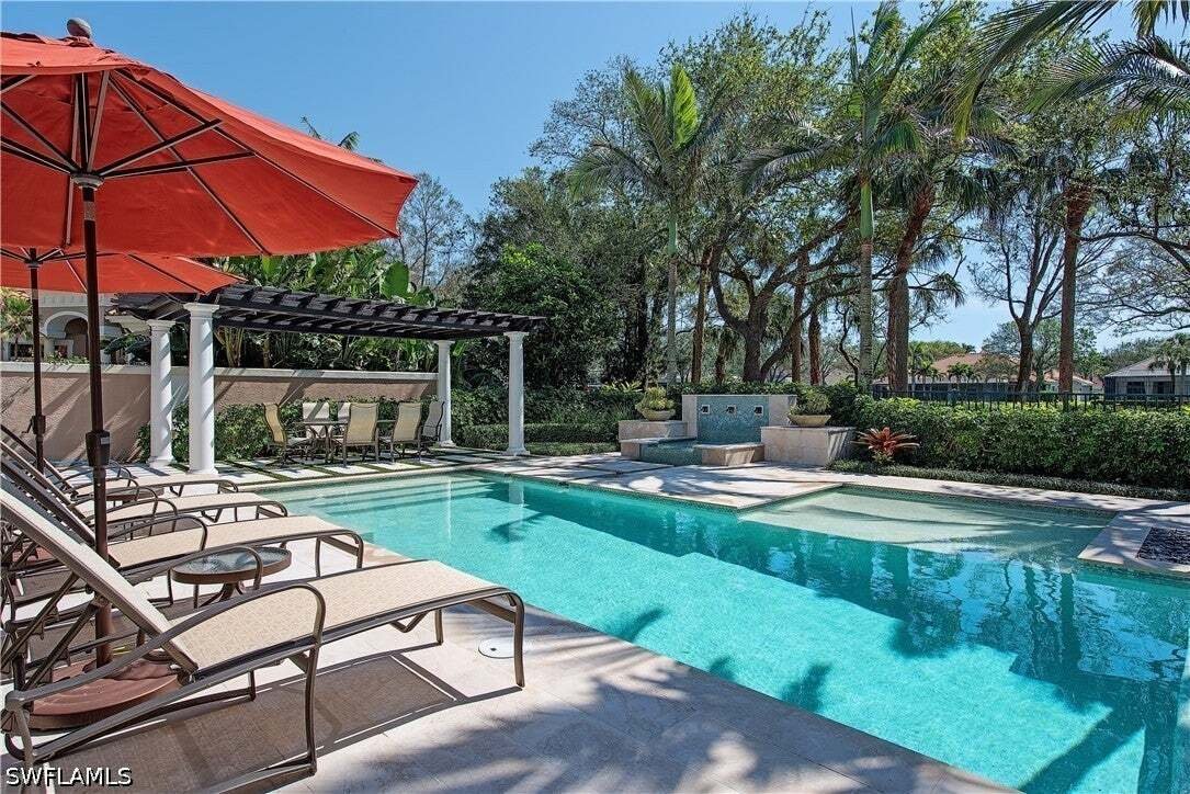 Casa a Naples, Florida, Stati Uniti 2 - 19113434