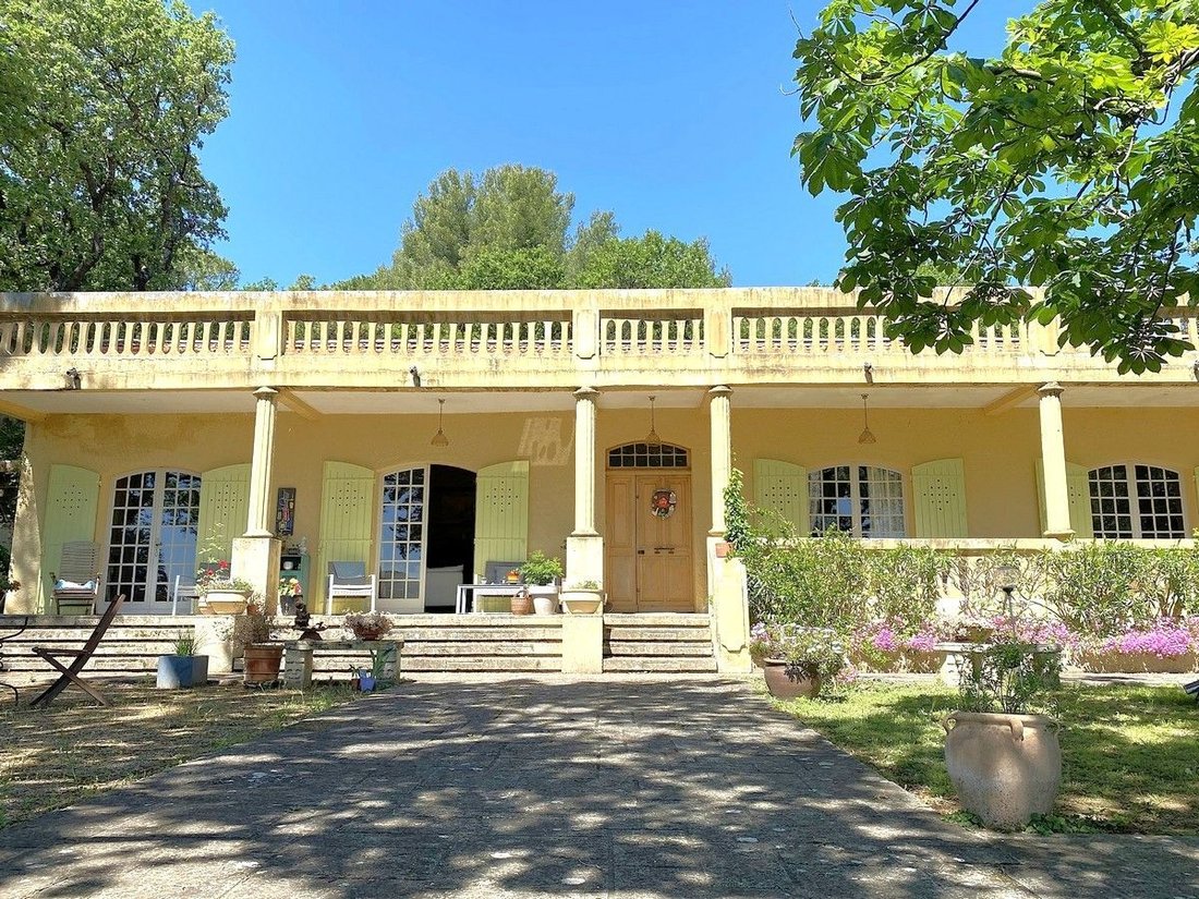 Maison à Montagne des Chèvres, Villeneuve-lès-Avignon, France 2 - 16227425