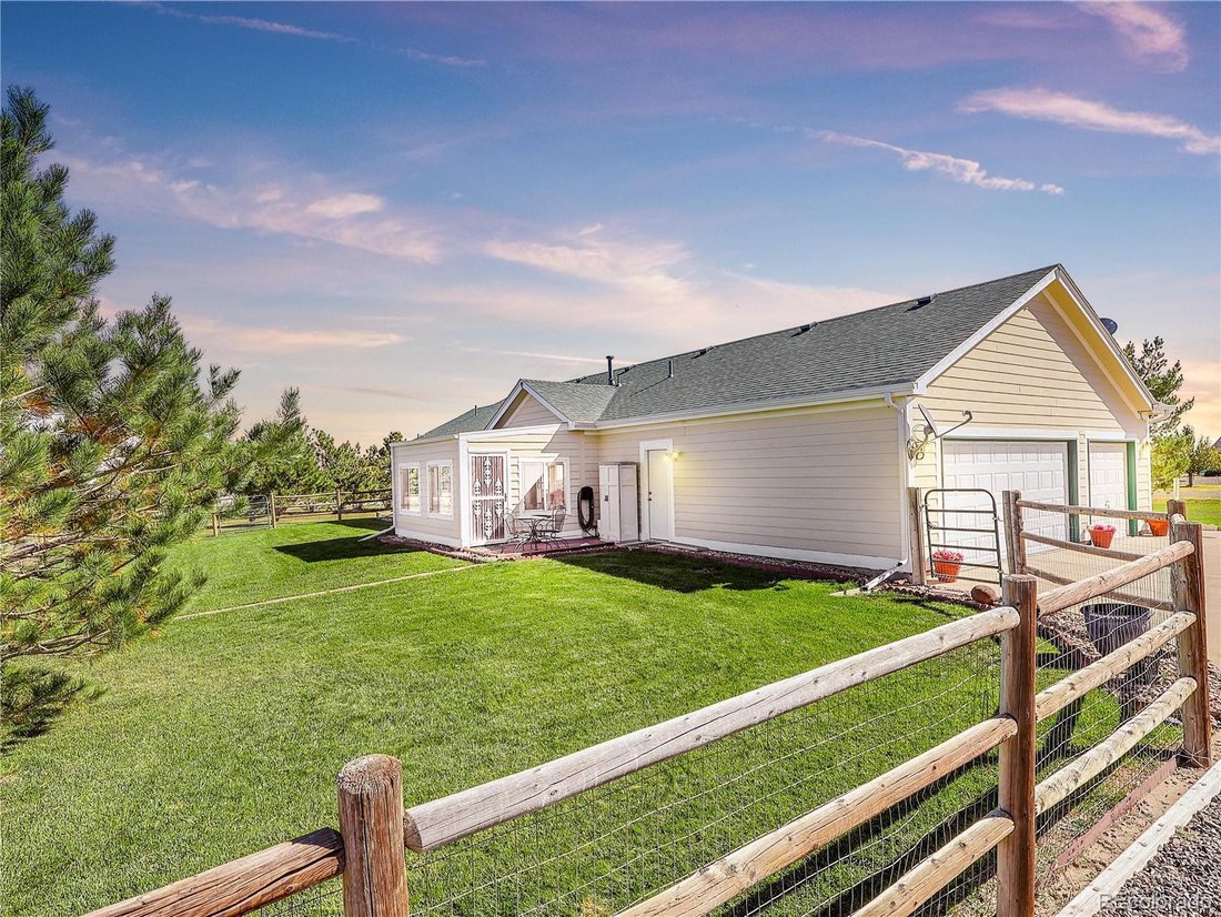 House in Strasburg, Colorado, United States 4 - 19115278