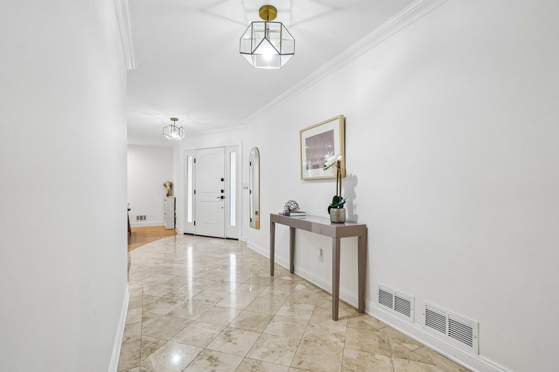House in Livingston, New Jersey, United States 3 - 19112855