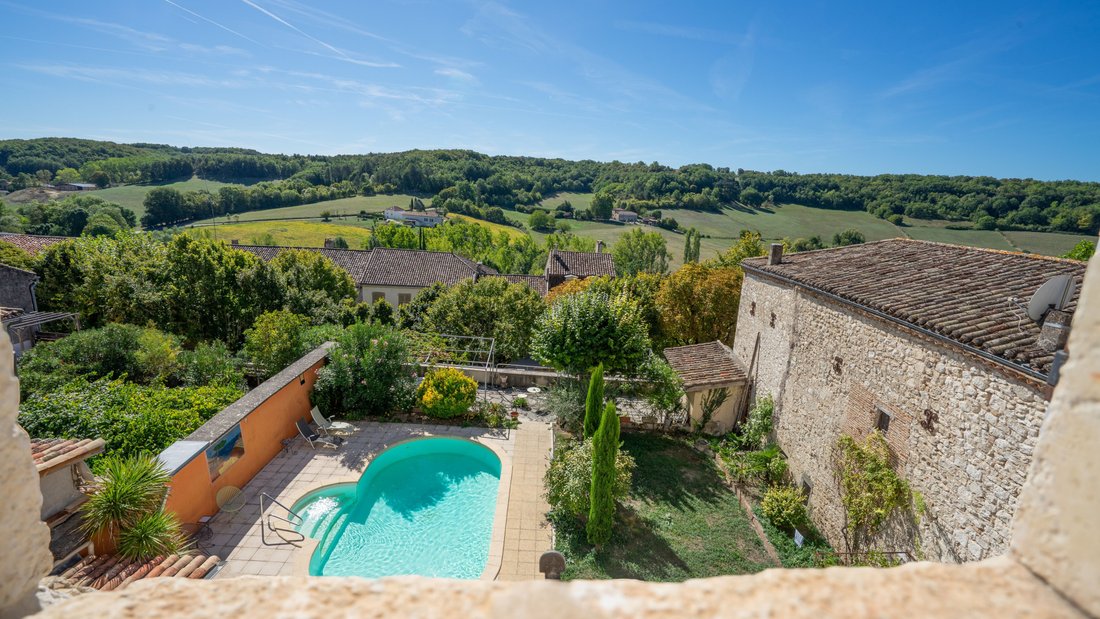 Casa en Montcuq-en-Quercy-Blanc, Occitania, Francia 2 - 18872543