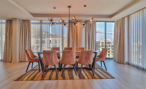 Apartment in Sea Point, Atlantic Seaboard, Cape Town 1