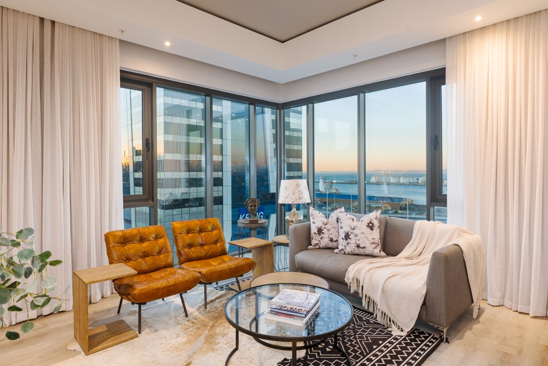 Apartment in Foreshore, City Bowl, Cape Town 5 - 19116649