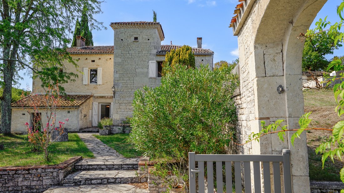 Finca en Montaigu-de-Quercy, Occitania, Francia 1 - 16480351